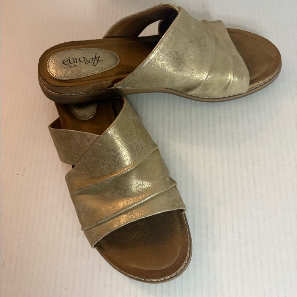 Euro Soft Metallic Mules Gold Slip-In Sandals Shoes Womens